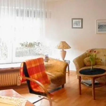 Feriendoppelhaus Ruehmann Nr 3 דירה